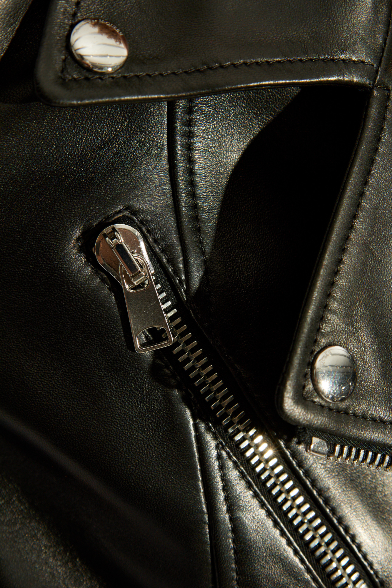 レザージャケット・コート alexander mcqueen LEATHER JACKET (799506Q5AIZ 1000) Alexander McQueen Black Leather Oversize Jacket | italist